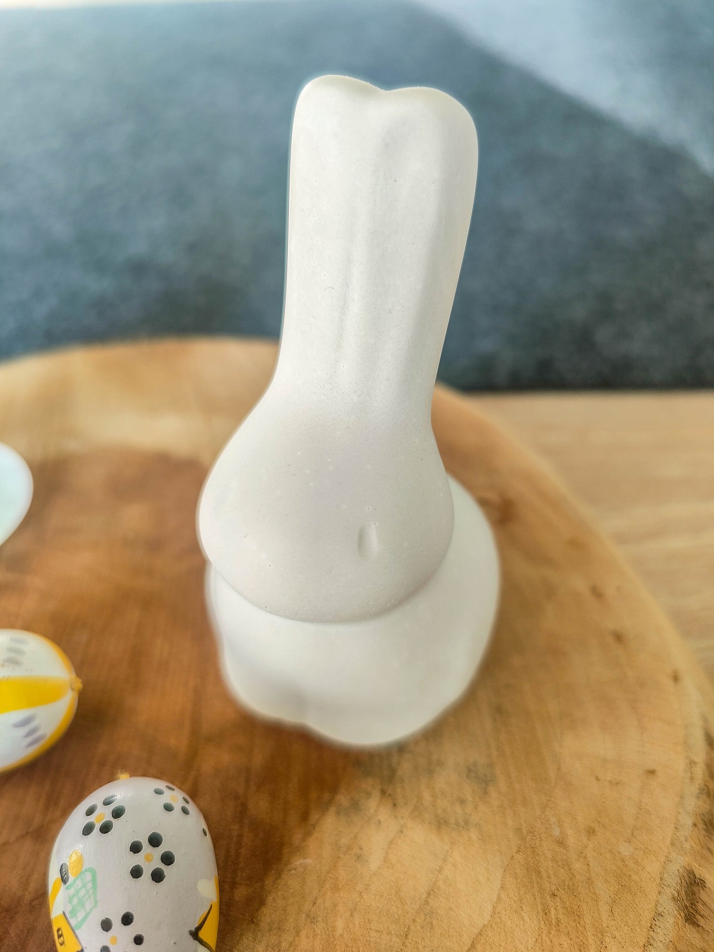 Lapin de Pâques en céramique